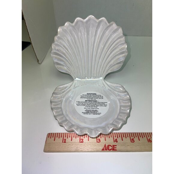 Bath & Body Works Pearl Clam Shell Ceramic Candle Holder White Mermaid - Picture 7 of 9